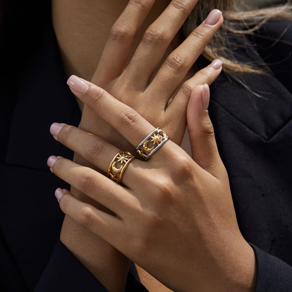 Anillo sol y luna dorado - Imagen 2