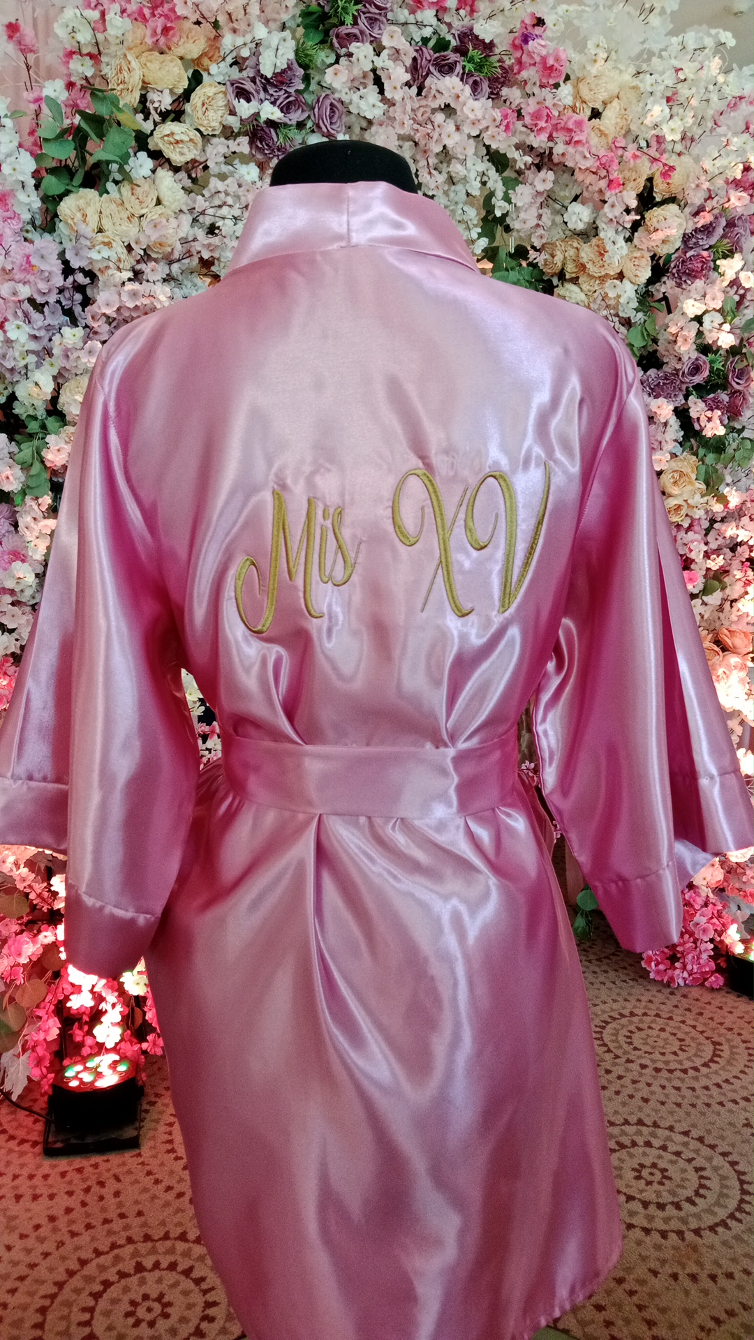 IMG_20250831_140601 Bata de maquillaje XV