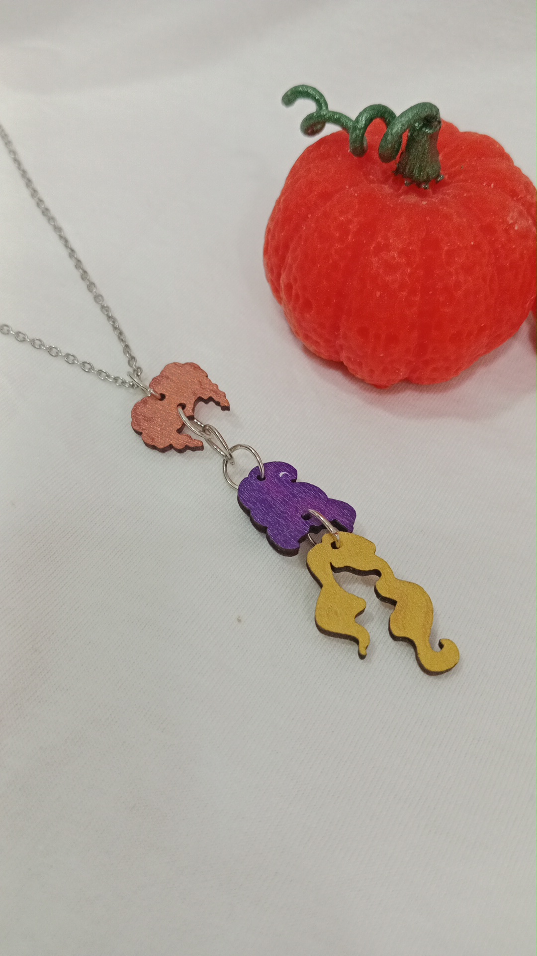 IMG_20250924_121610 Cadena "Hocus Pocus"