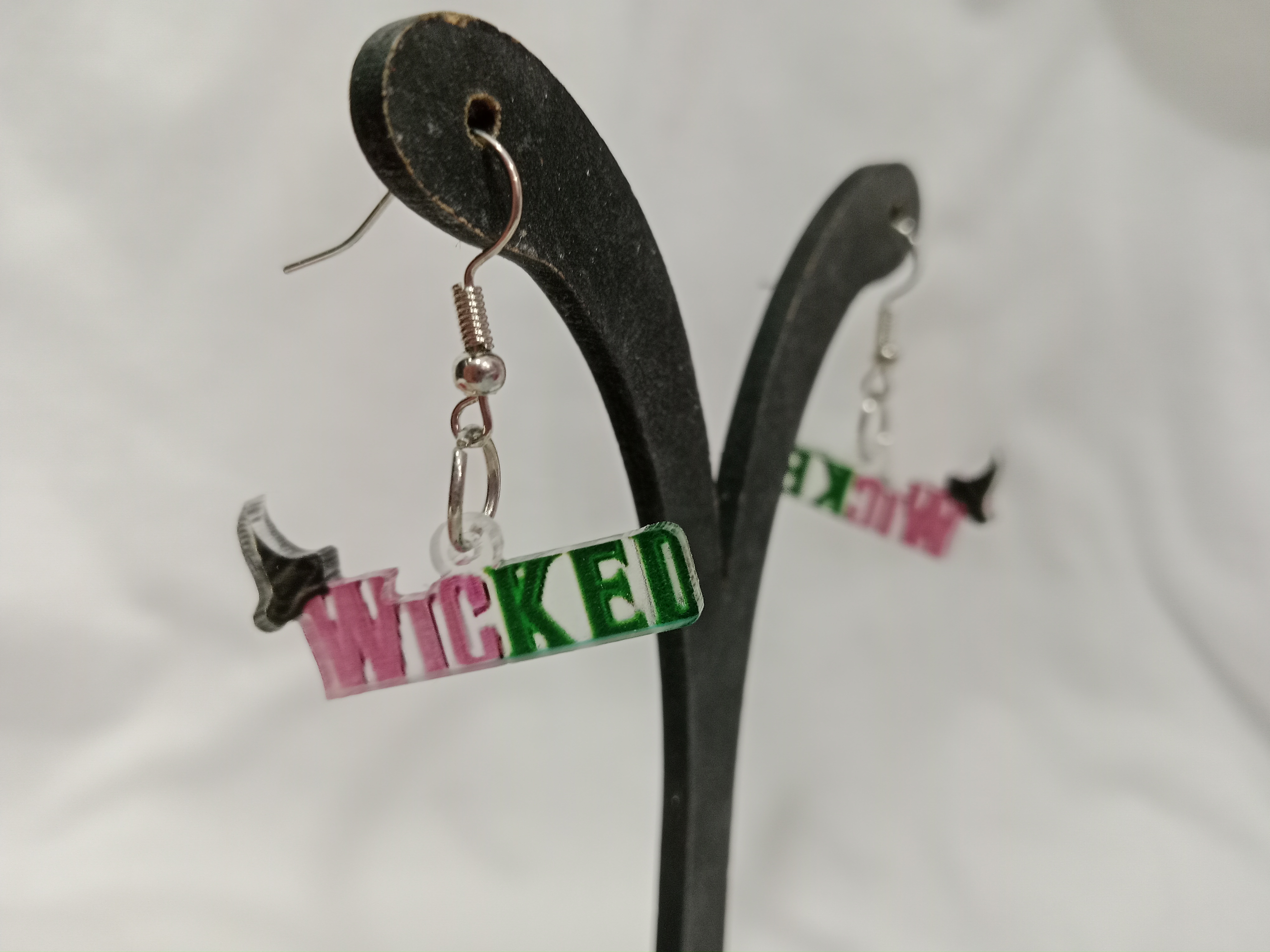 IMG_20250924_123758 Aretes "Wicked"