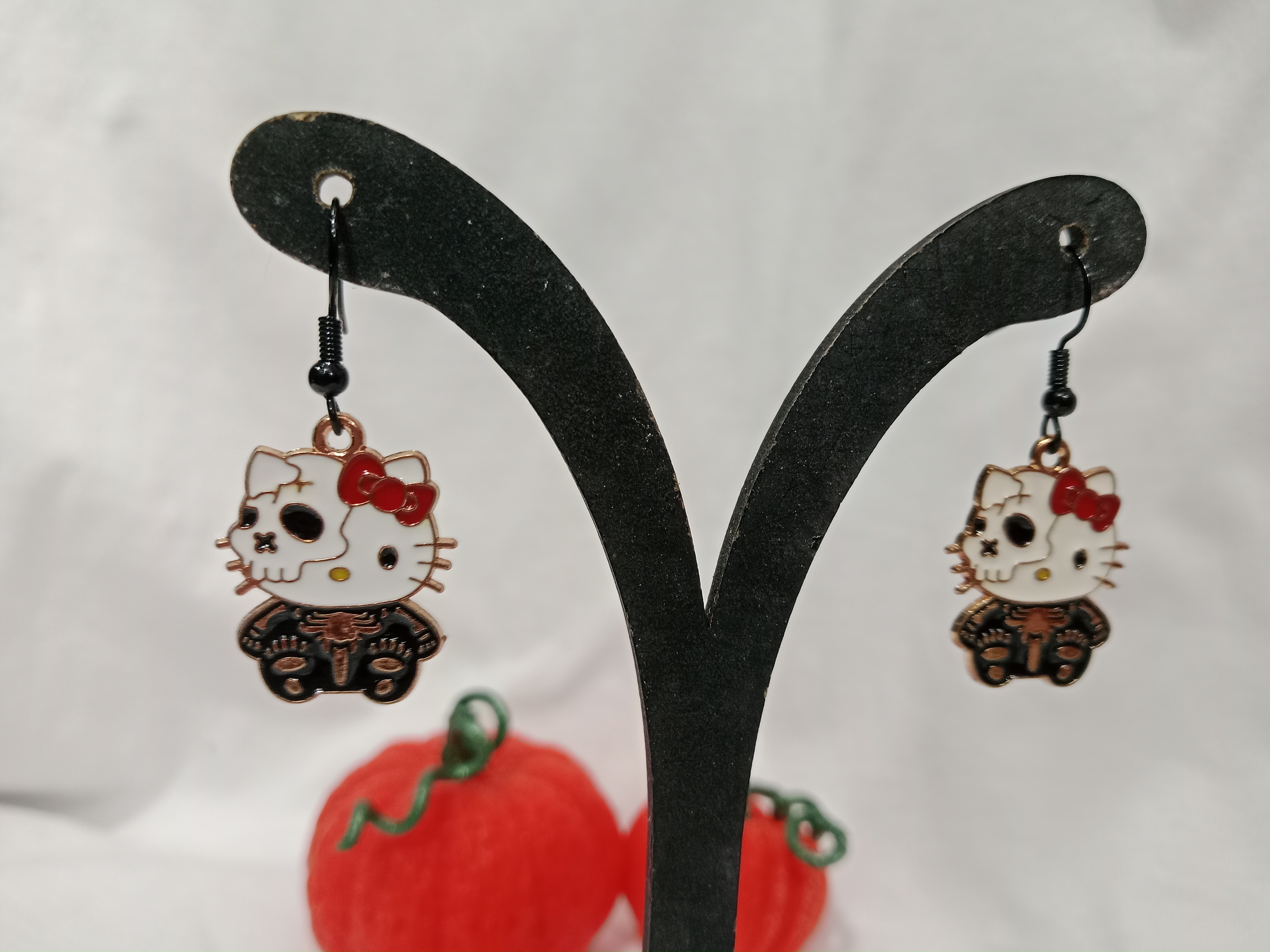 IMG_20250924_123941 Aretes "Kitty Bones"