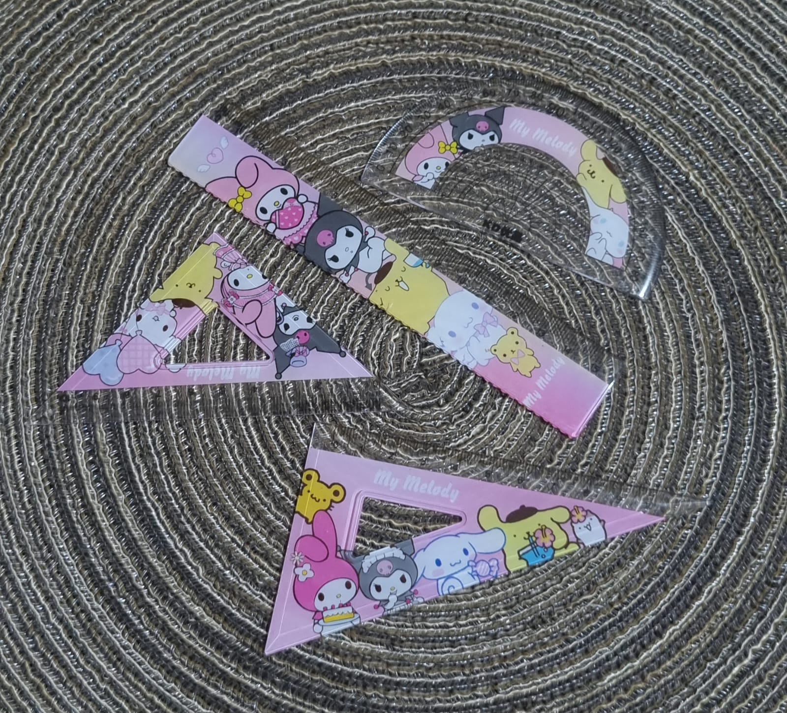 Juego de geometría SANRIO - Imagen 2