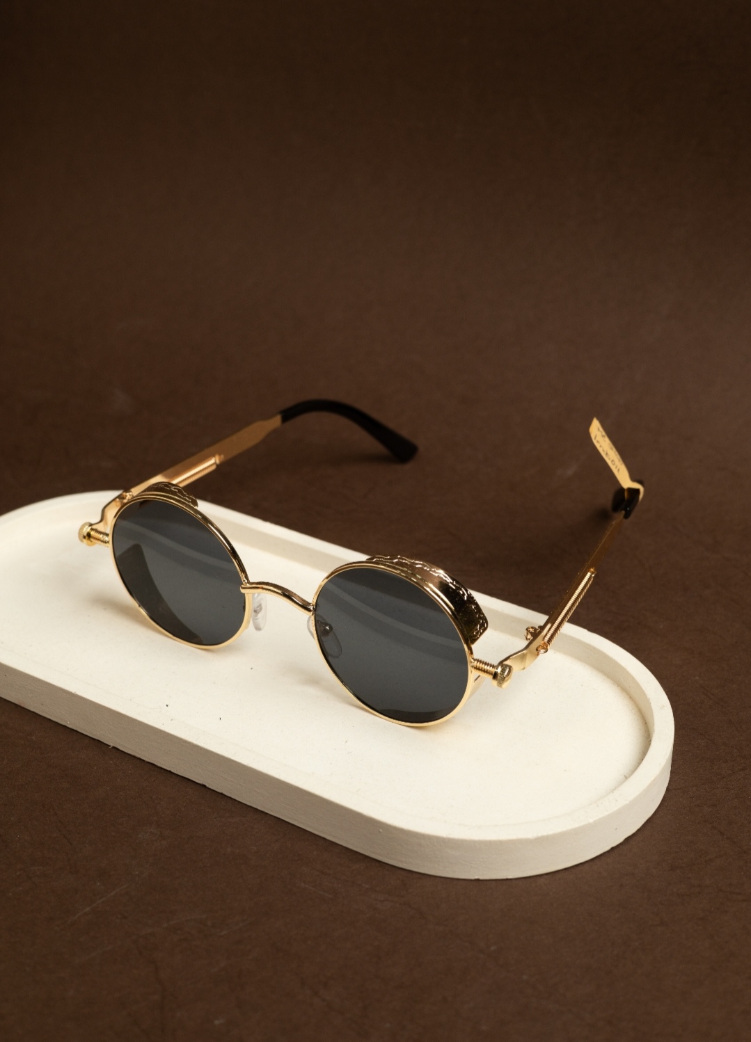 Screenshot_20250703_220225_edit_109436980279137 Lentes de sol clásicas góticas lend 011