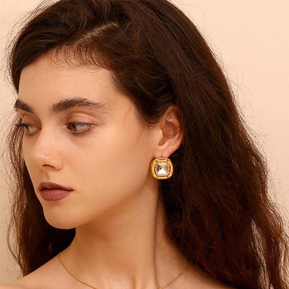 WhatsApp Image 2025-09-14 at 7.56.29 PM ARETE DIAMANTE BLANCO