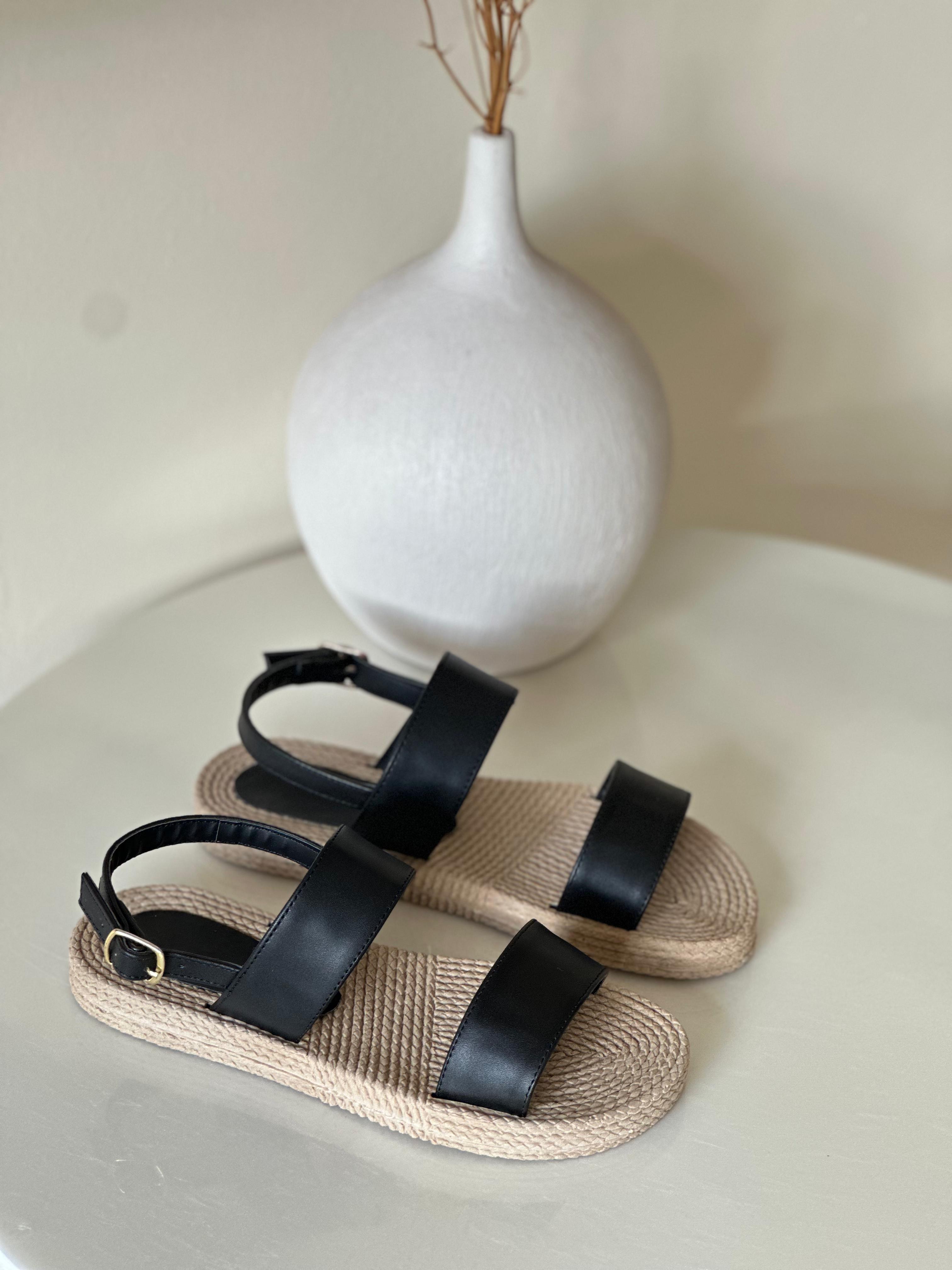 a13025ab-d198-4540-960a-94b389db1830 MODELO FLORENTINA #4