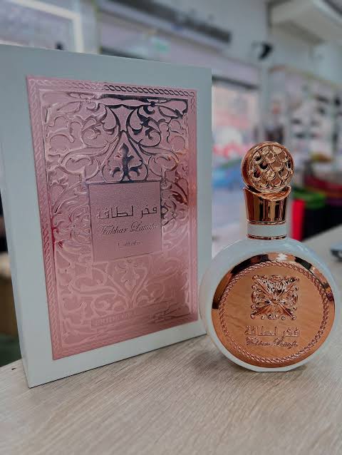 images (1) Fakhar Rose