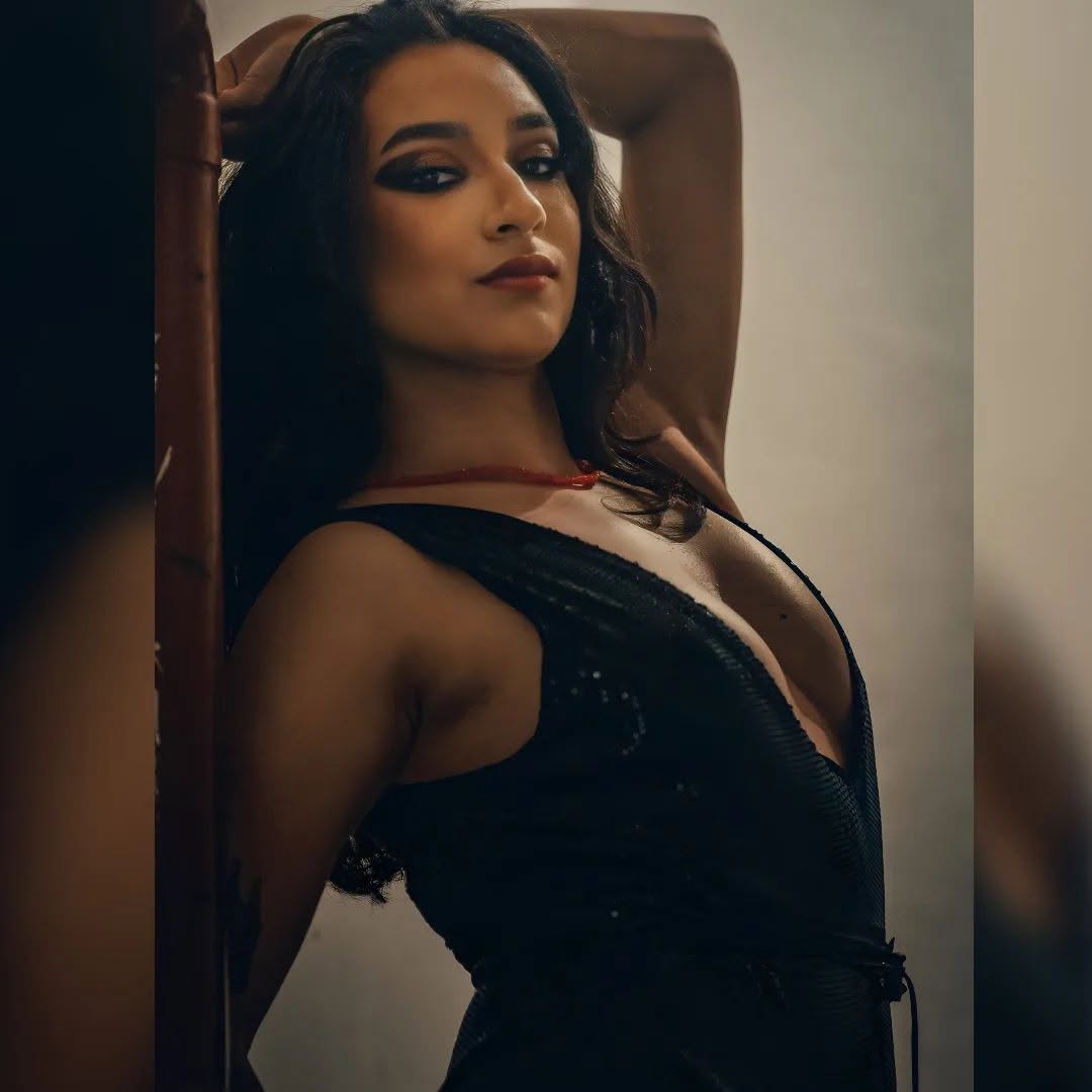 FB_IMG_1759976044051 Body "Darks"