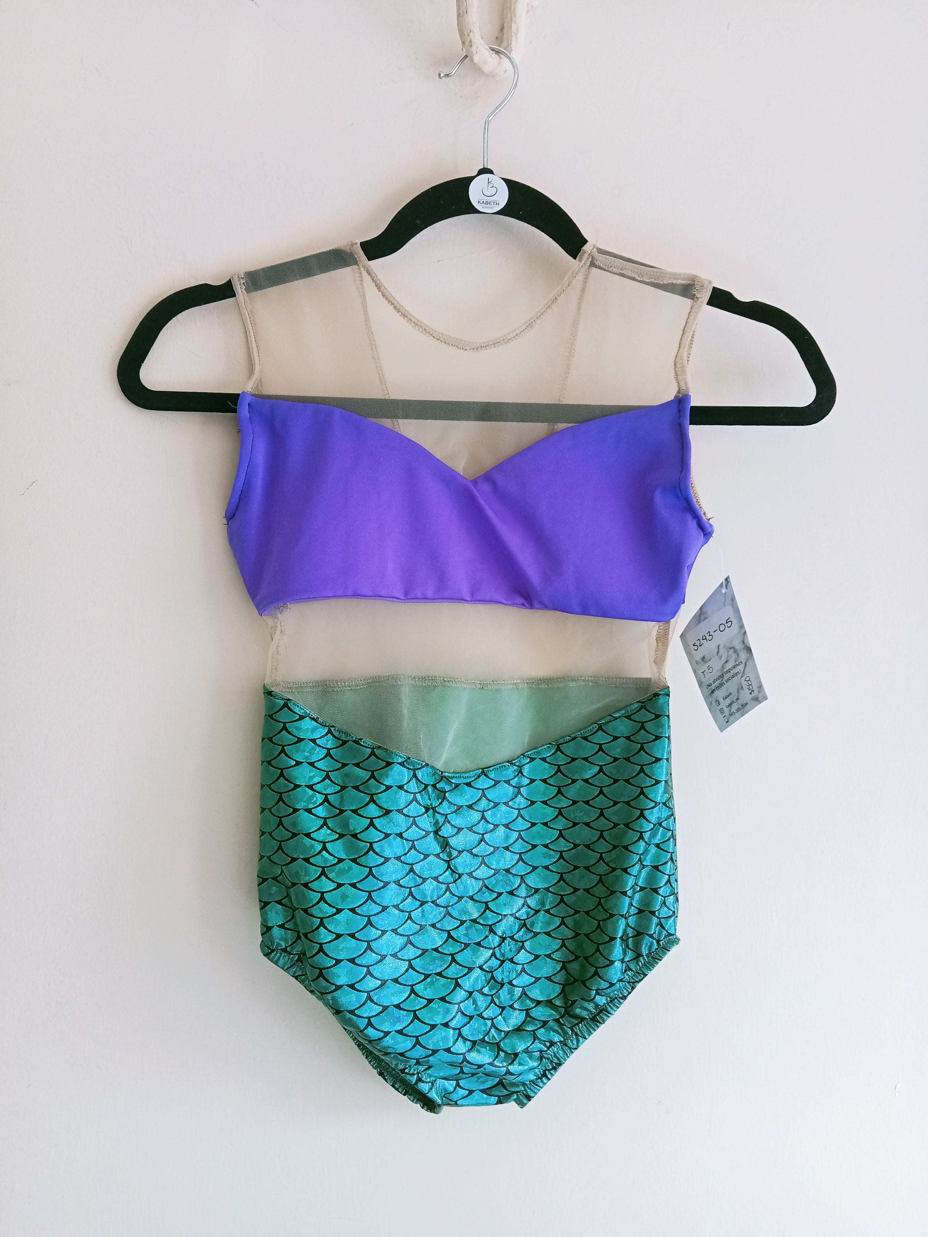 oplus_1056 Vestuario "Ariel"