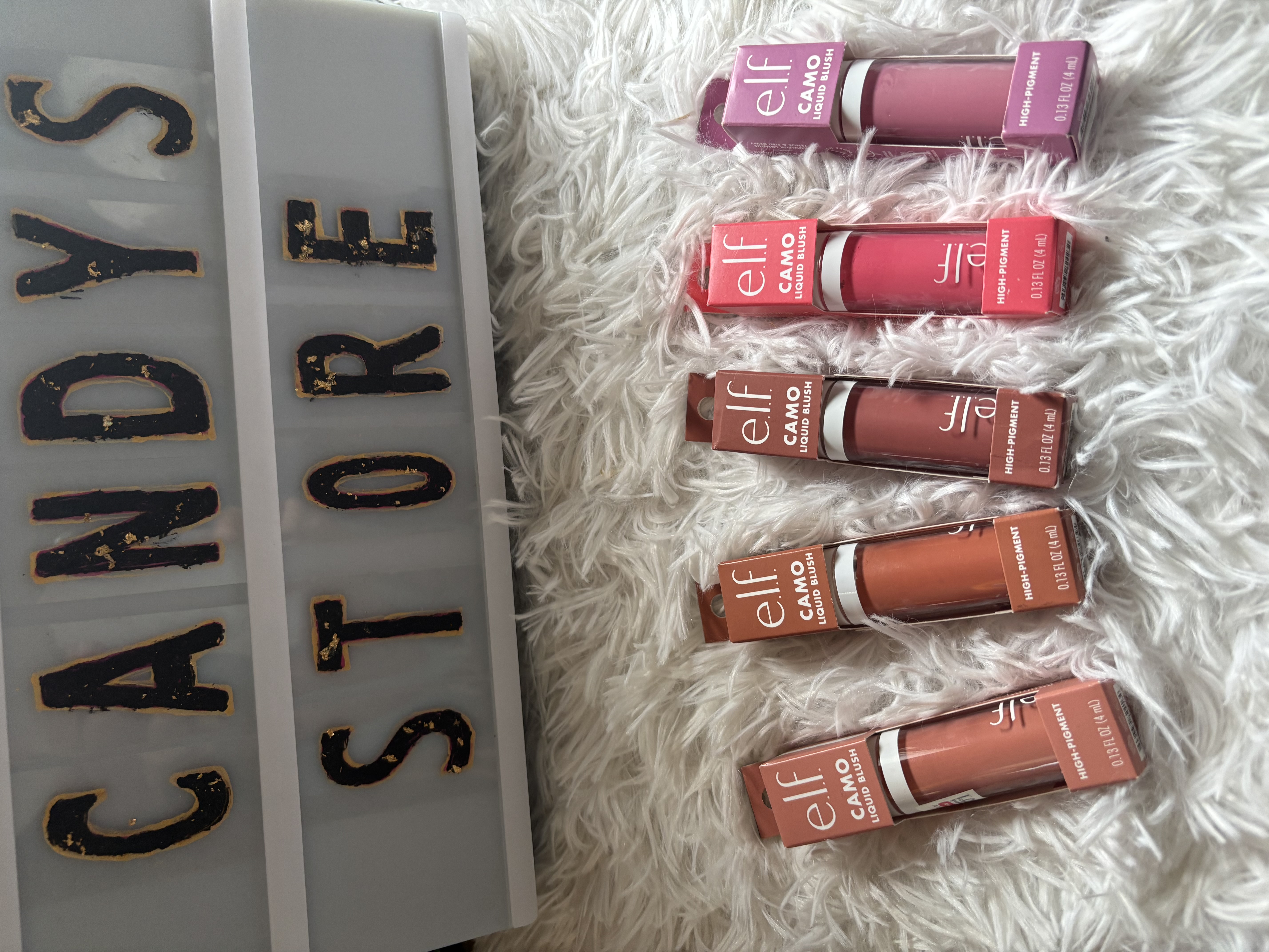 rubor líquido Camo de e.l.f. Cosmetics.