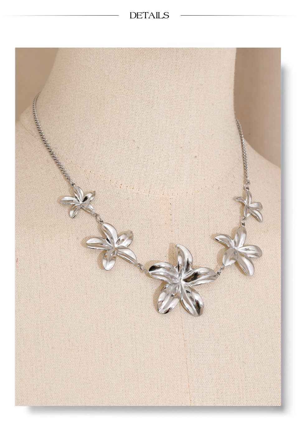 Collar flores plata