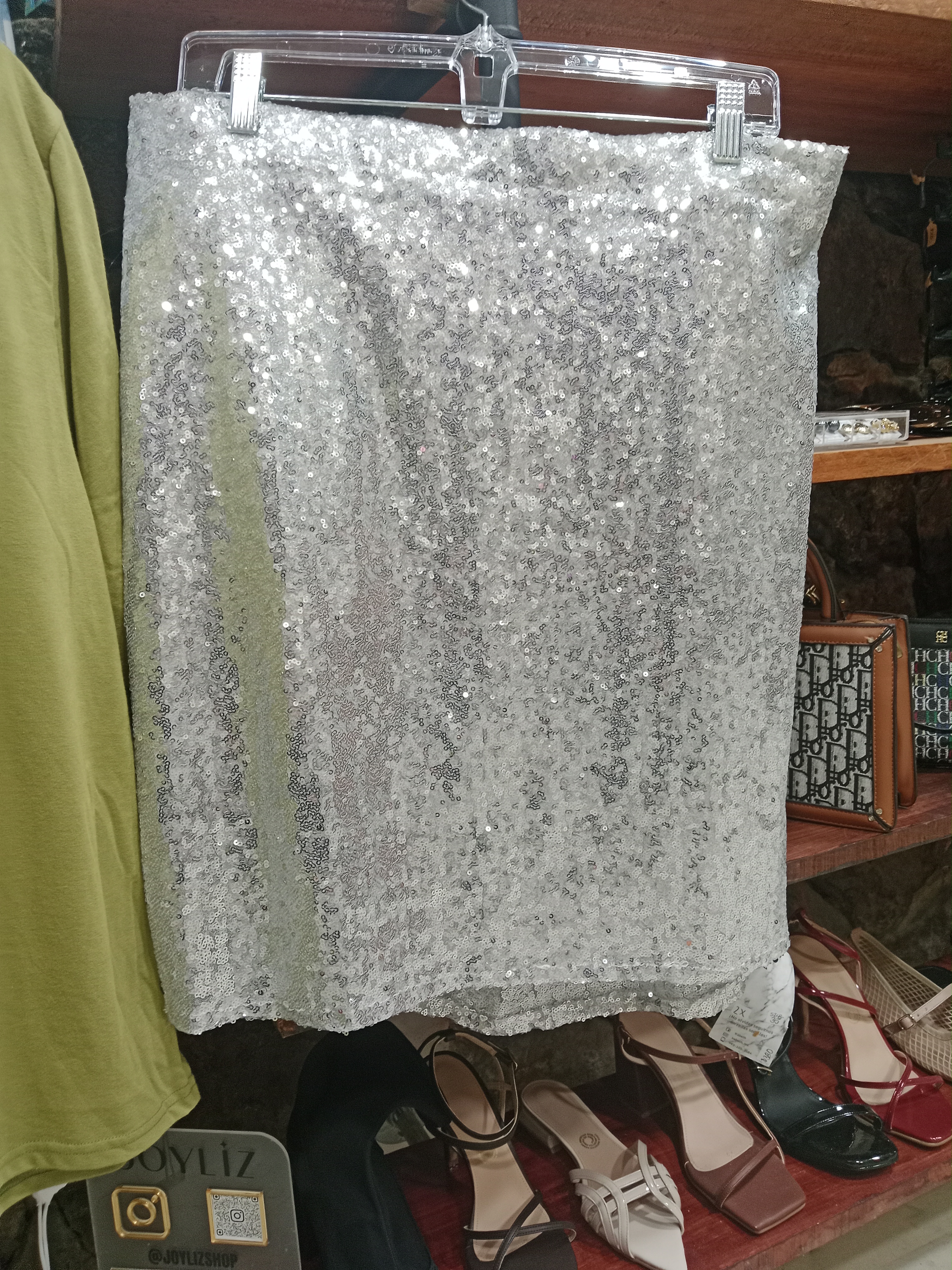 IMG_20251223_185026 Falda Lentejuelas plateada