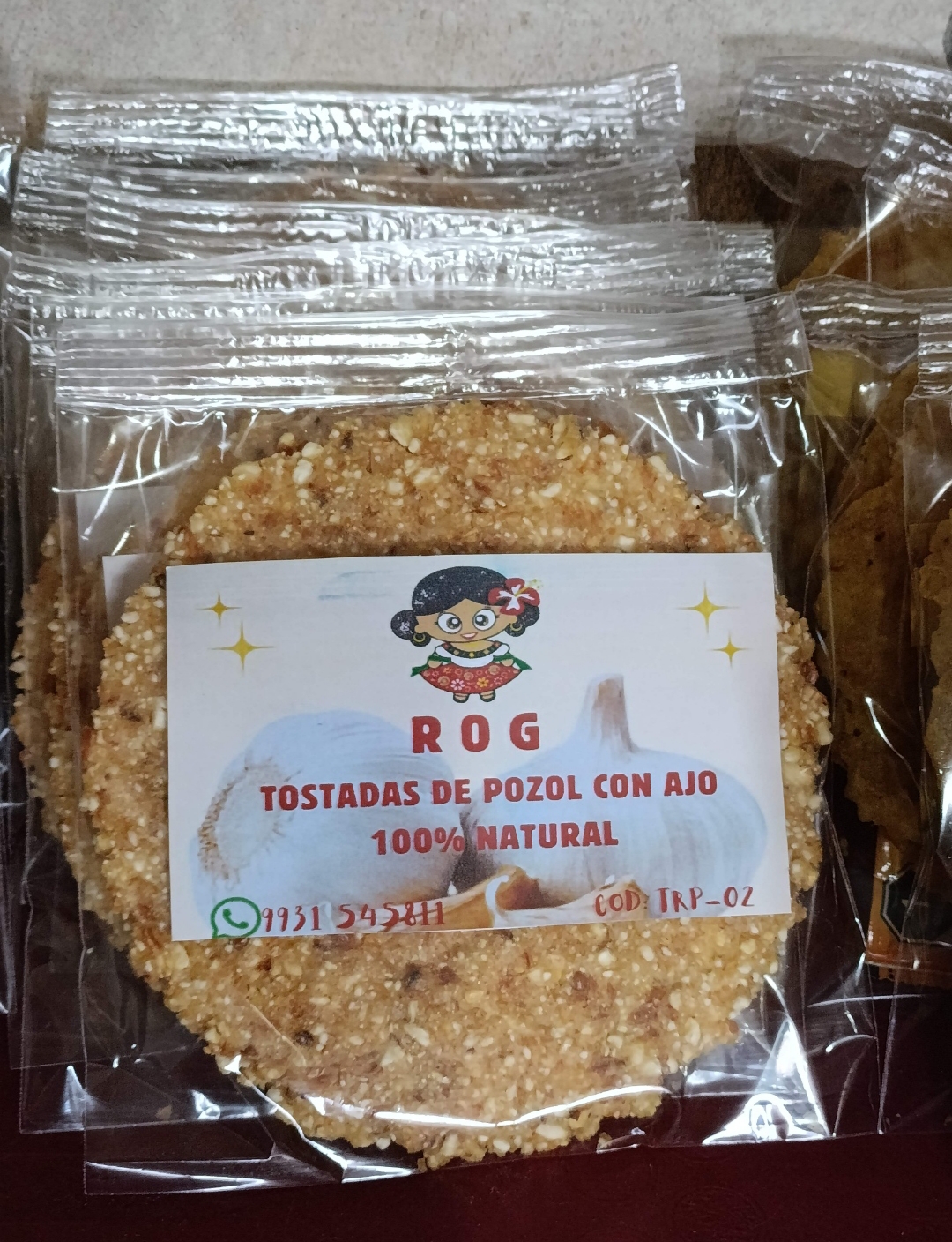 TOSTADAS DE POZOL CON AJO