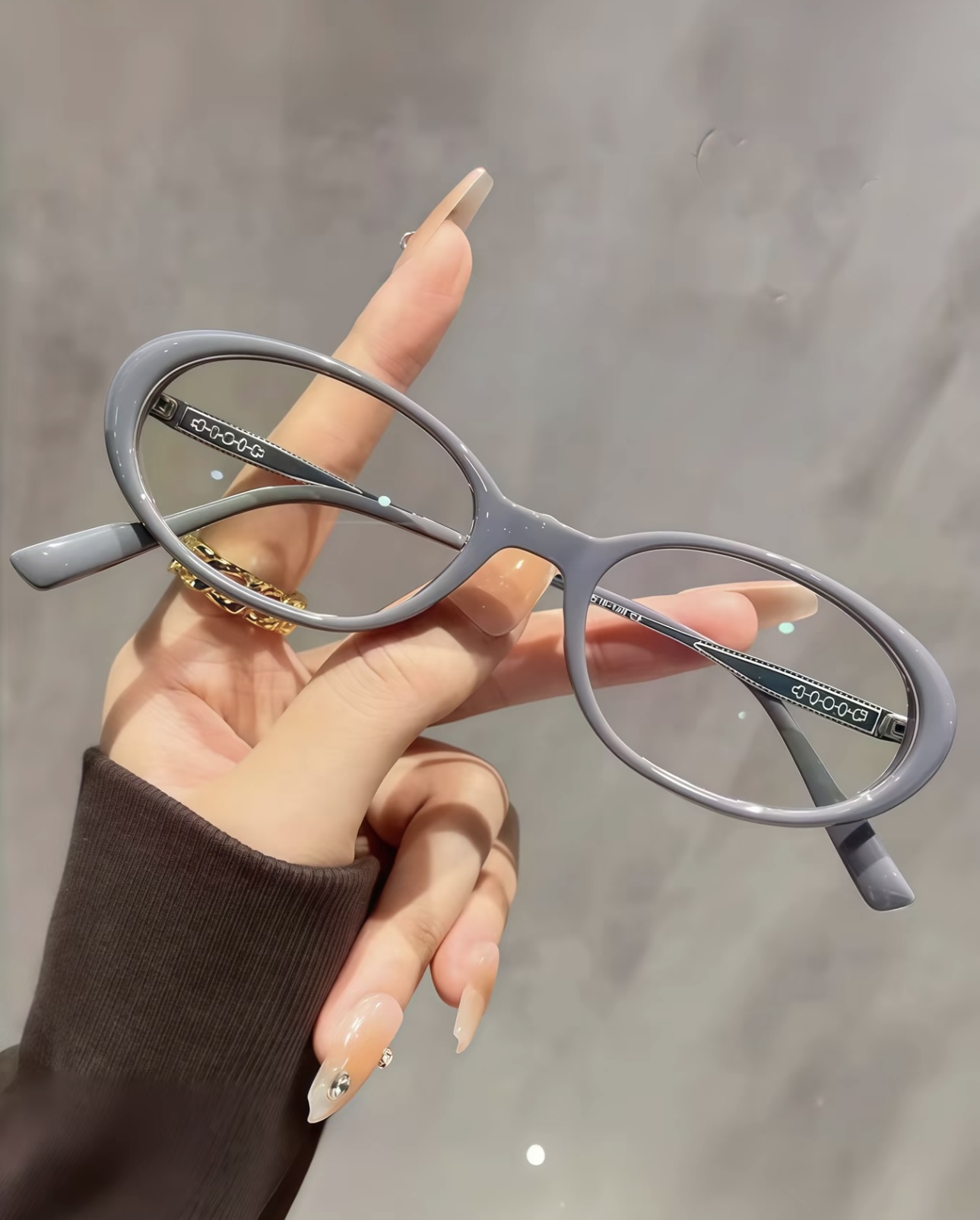 Screenshot Dupe de MIU MIU color gris