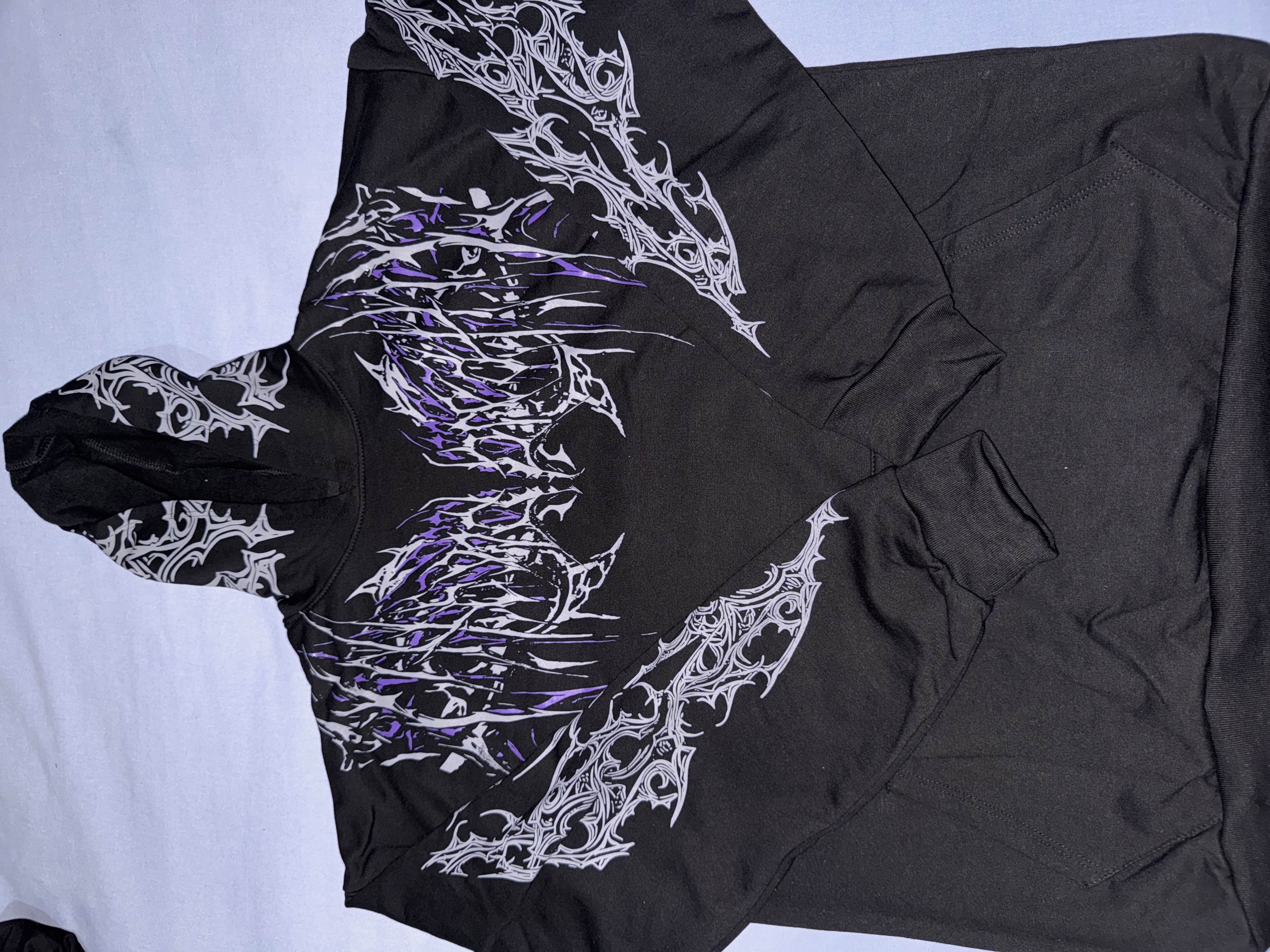 IMG_5034 Hoodie negra breathdivinity