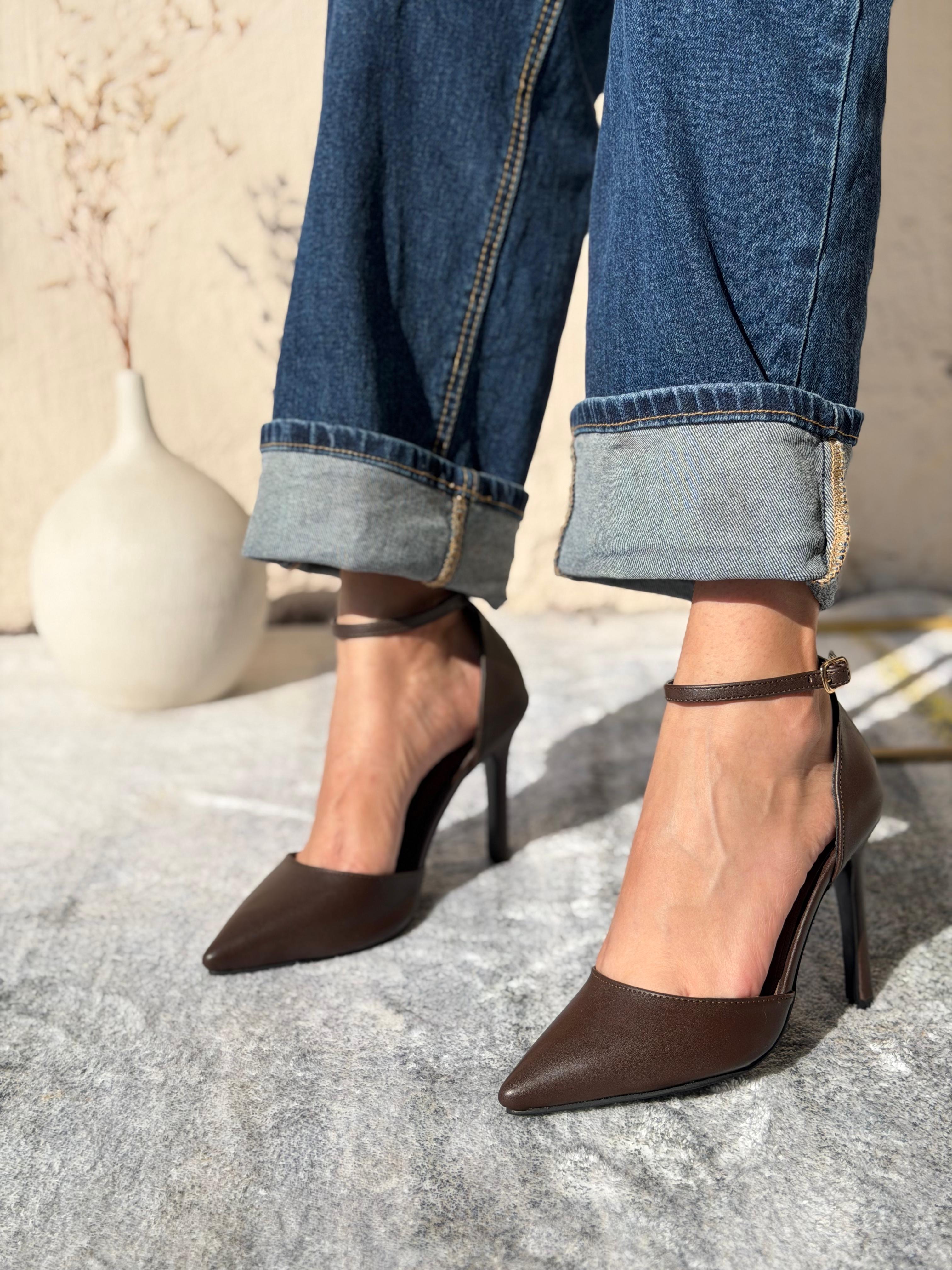 e17a7e2c-deab-4b46-9523-be5614f75401 DAFNE TESTA #5