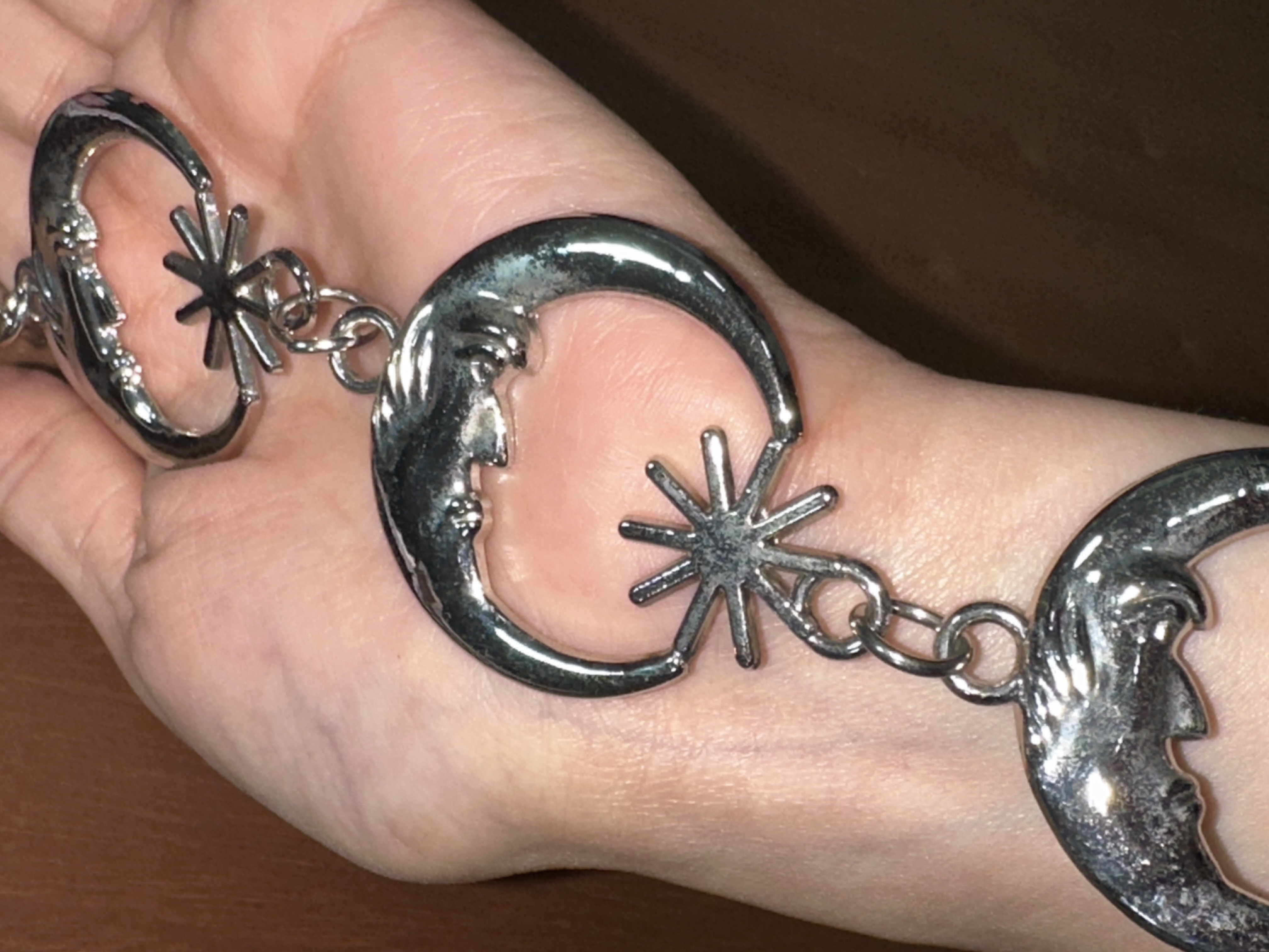 Cinturón plateado de luna y sol