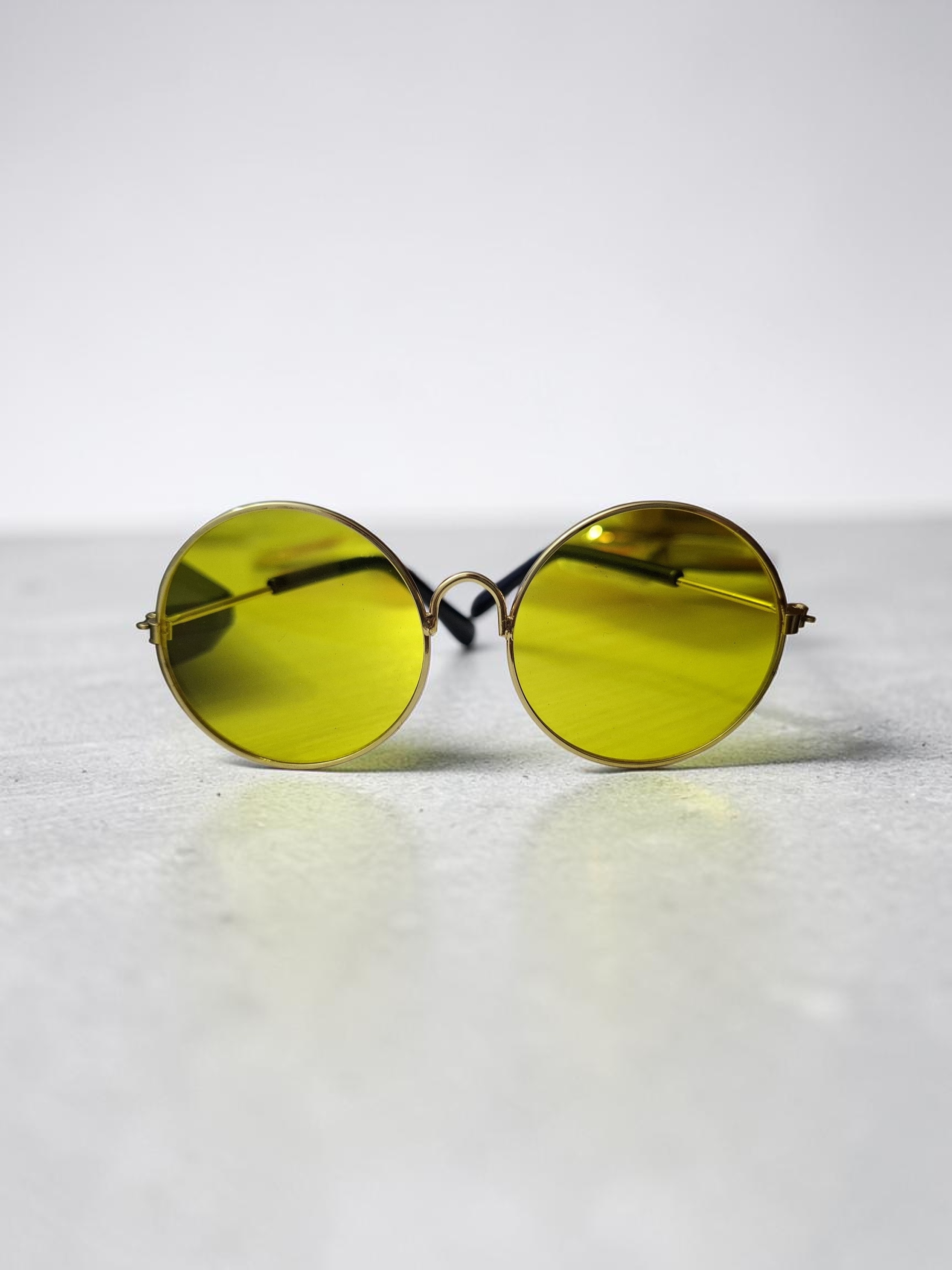Lentes para mascota amarillos redondos Grande
