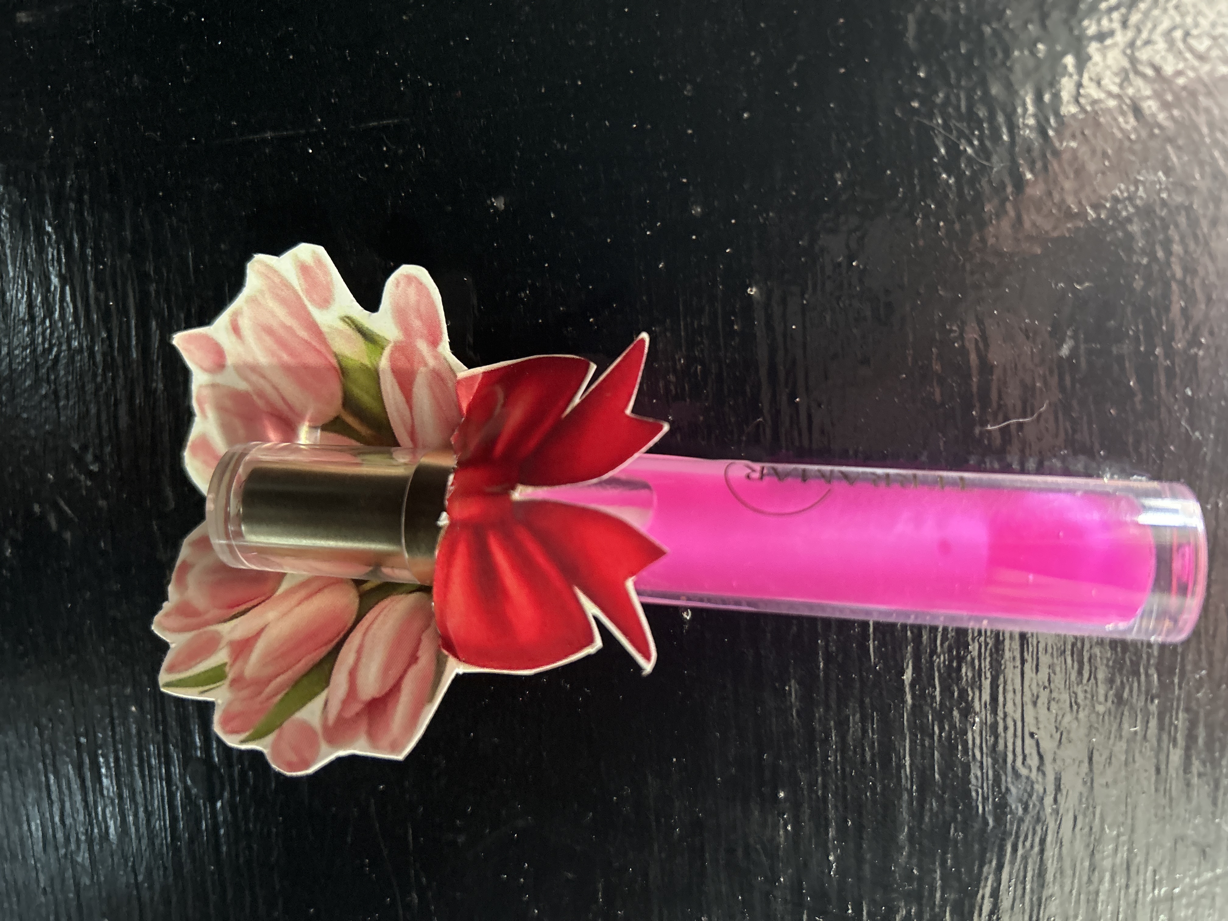 image Brillo labial de fresa