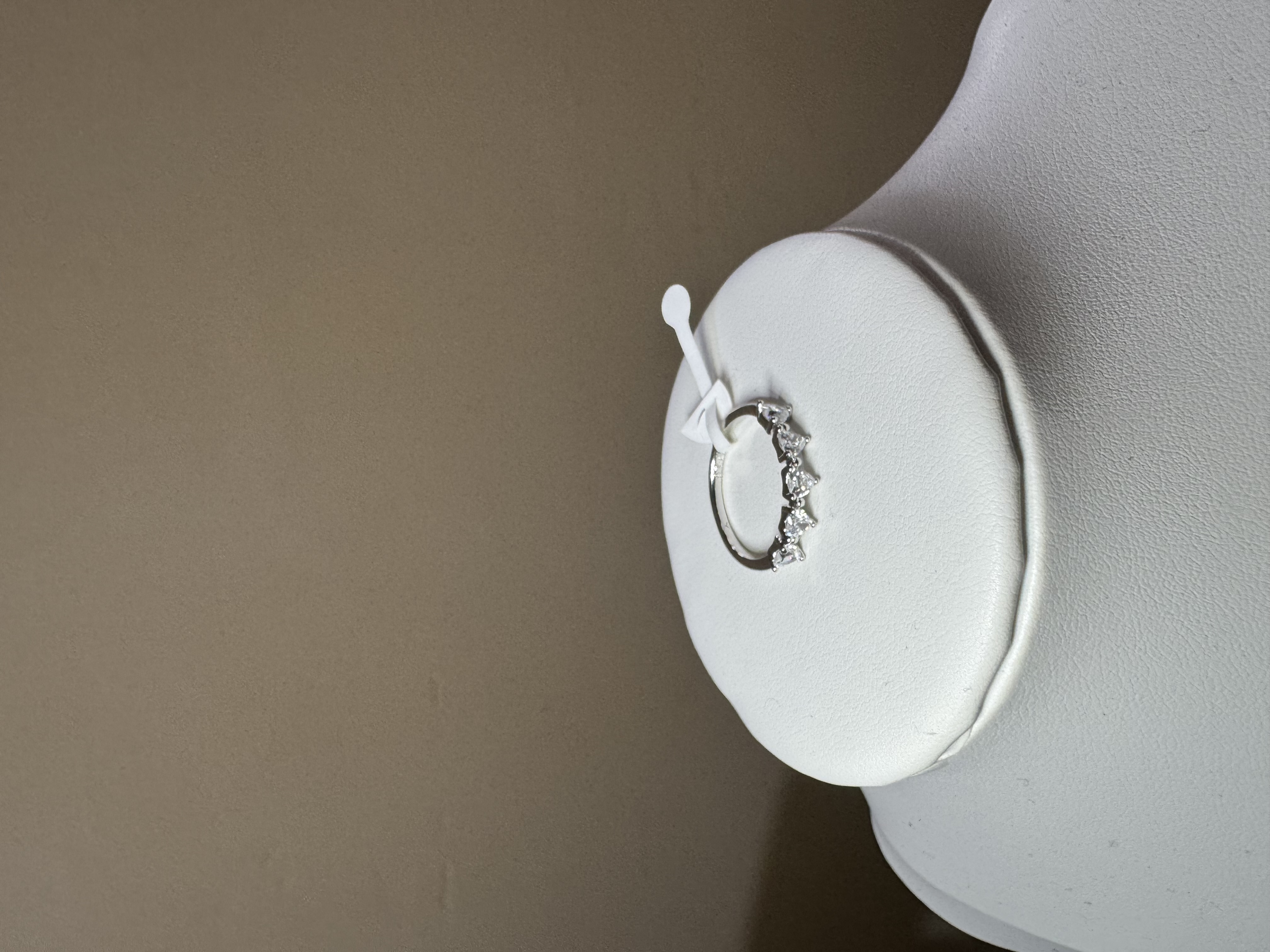 Anillo de corazones