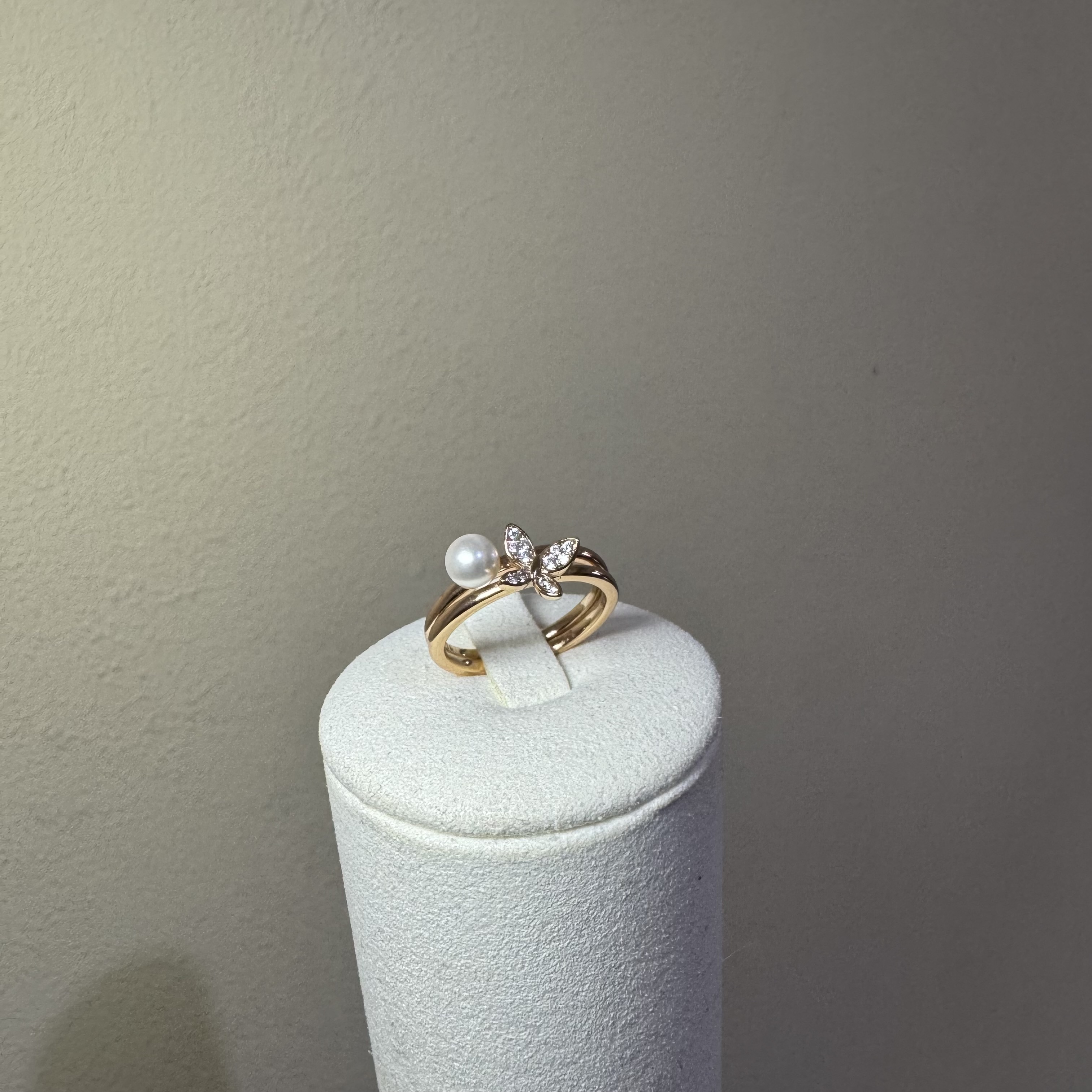 Anillo doble perla/mariposa