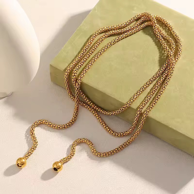 Collar multiformas dorado