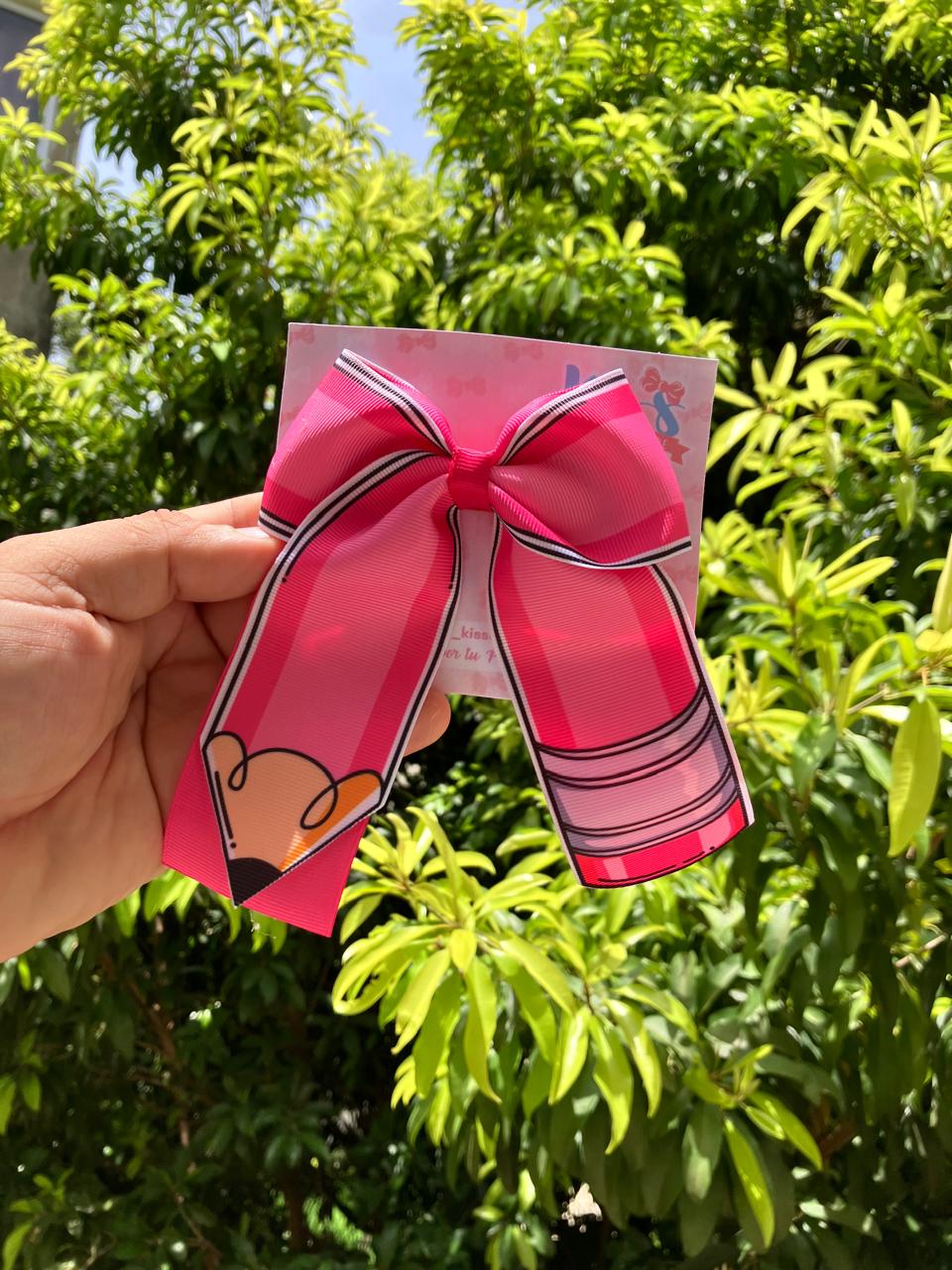 Moño mediano lápiz rosa